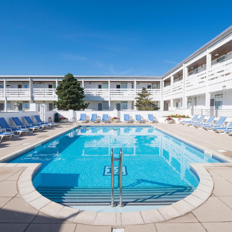 Swimming Pool Receptionists at The Barnstaple Hotel